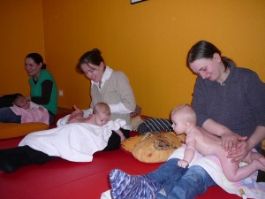 babymassage_januar_2010_20100219_1081256676